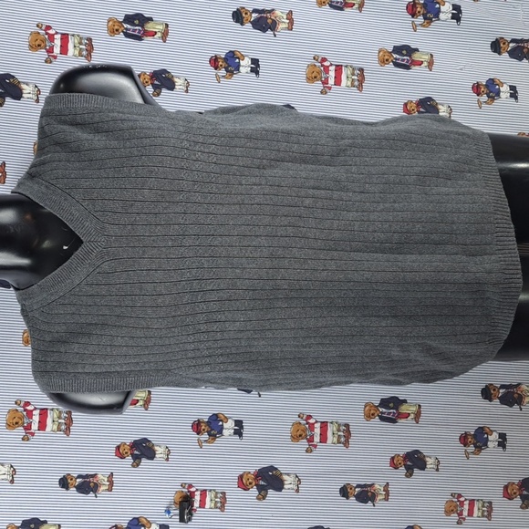 Tommy Hilfiger ribbed LG casual dark gray preppy cotton v-neck sweater vest - Picture 2 of 7